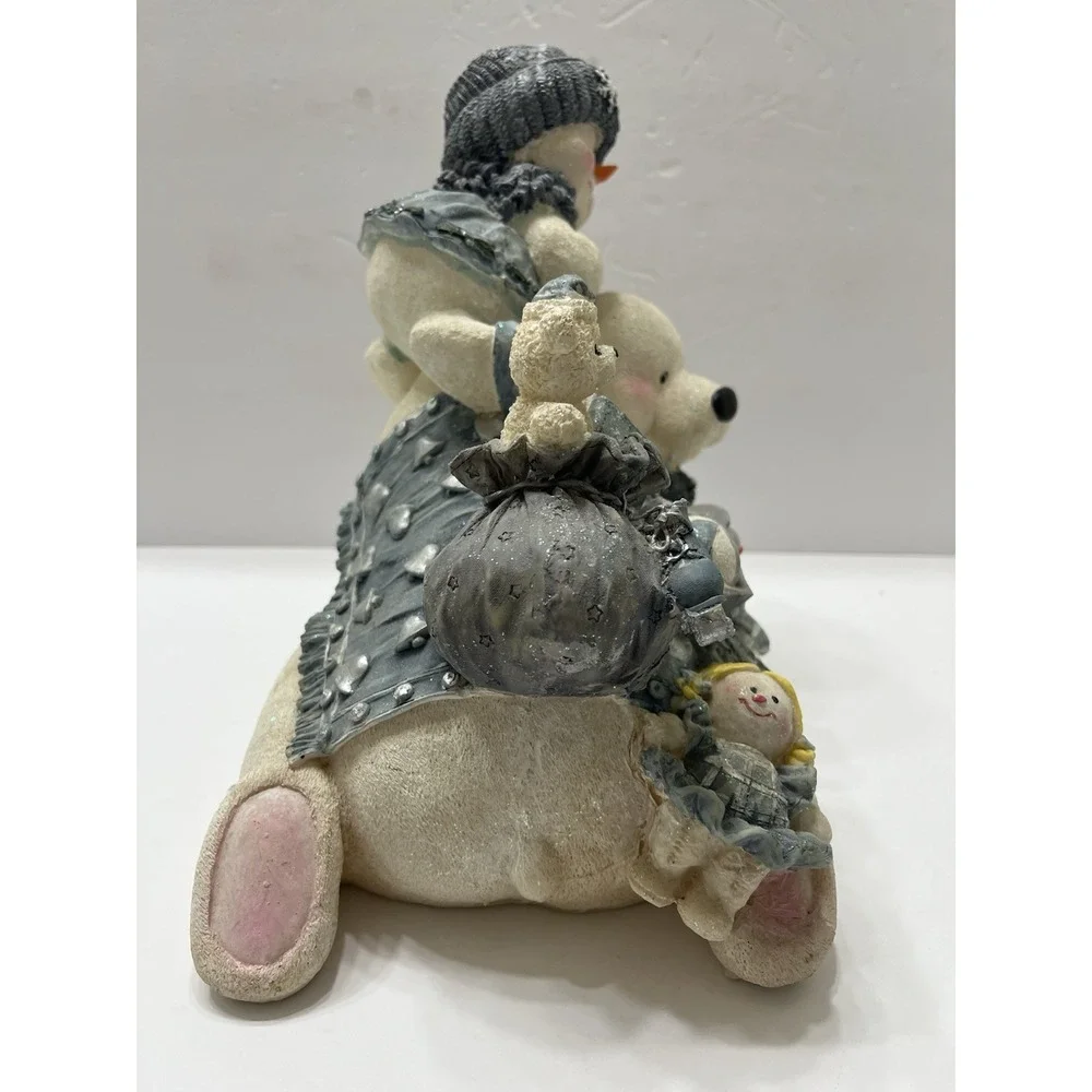 Vintage Christmas Collection by Lincolnshire Polar Bear Snowman Resin 10x10x8